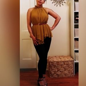 Ruffle neck sleeveless top small